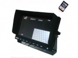 9寸內(nèi)置DVR，四分割 車載顯示器,遮陽板，可接4個攝像頭，4路同時顯示，4路實時錄像功能，32G/SD卡存盤回放 ，四路視頻切換